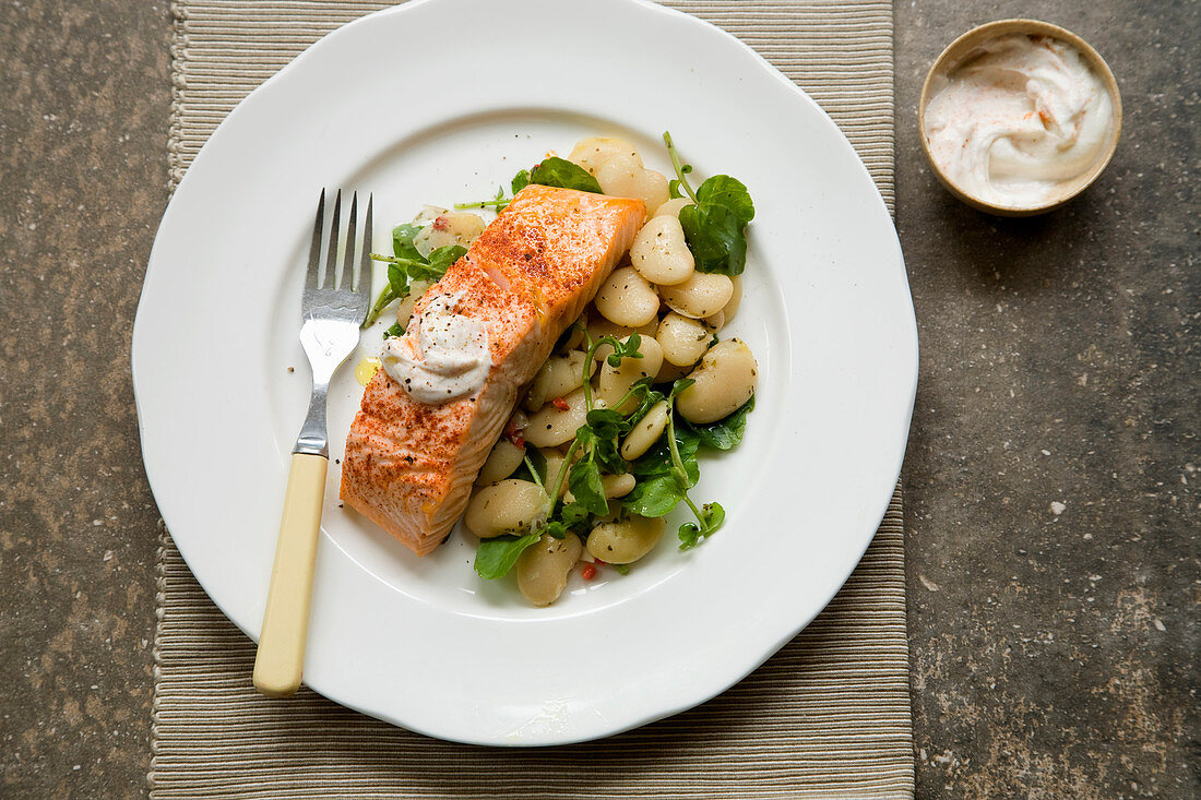 Salmon with butter beans and yoghurt
