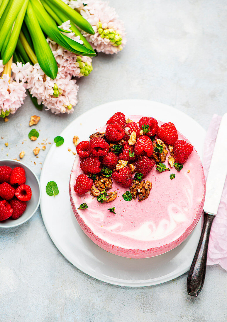 Raspberry cheesecake with a biscuit base