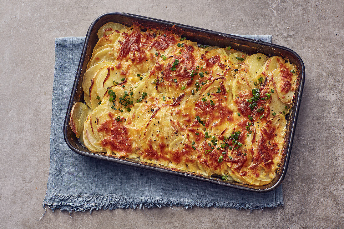 Potato and turnip gratin with alpine cheese