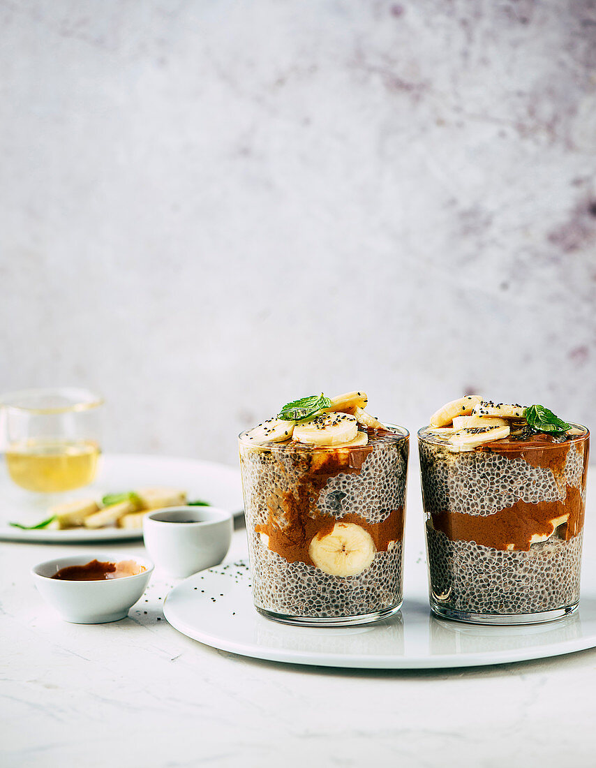 Chia banana pudding with almond butter