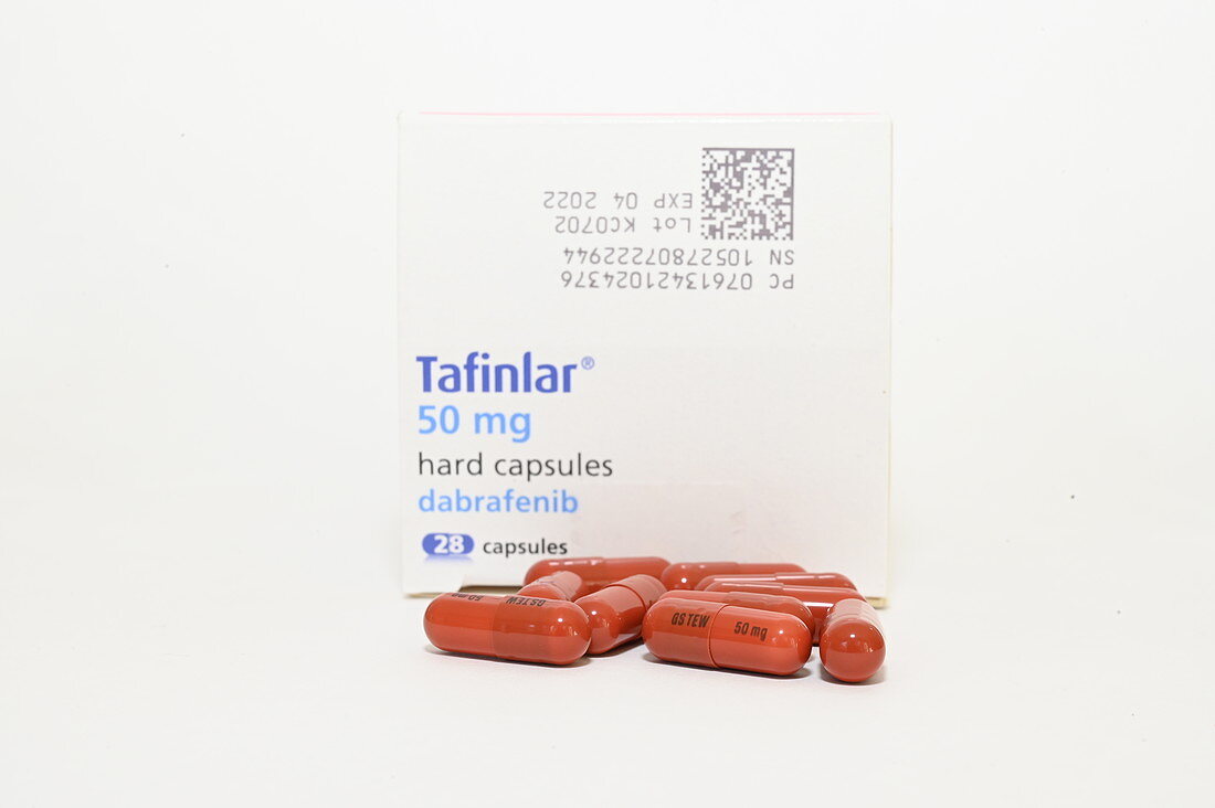 Dabrafenib cancer drug and packaging