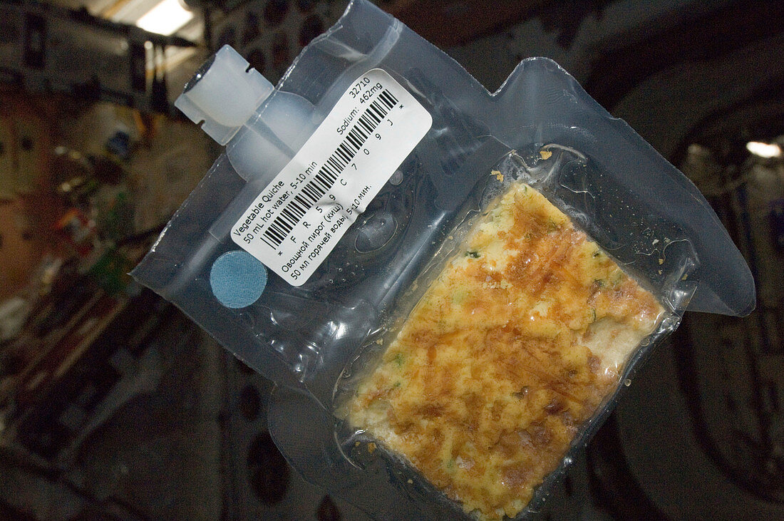 Vegetable quiche space food