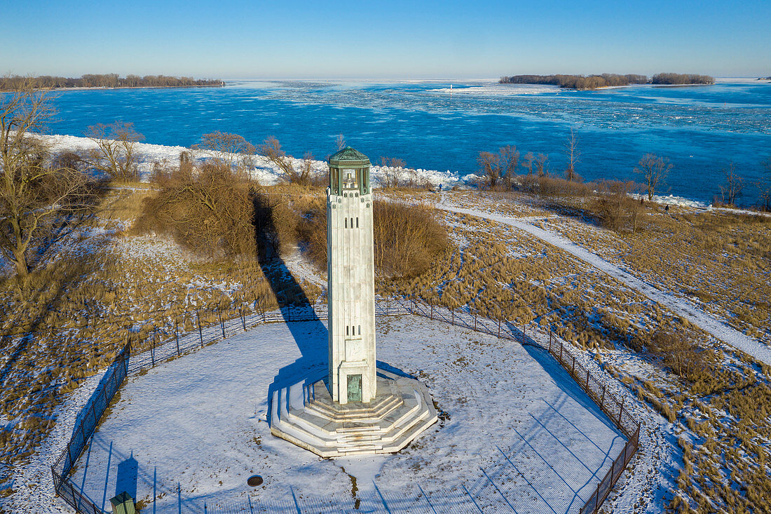 Livingstone Memorial Lighthouse, Detroit, Michigan, USA