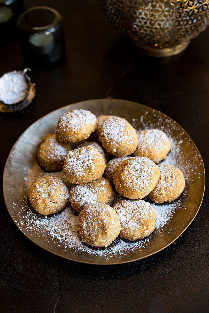 Kahk circular biscuit eaten across the Arab world to celebrate Eid al-Fitr and Easter