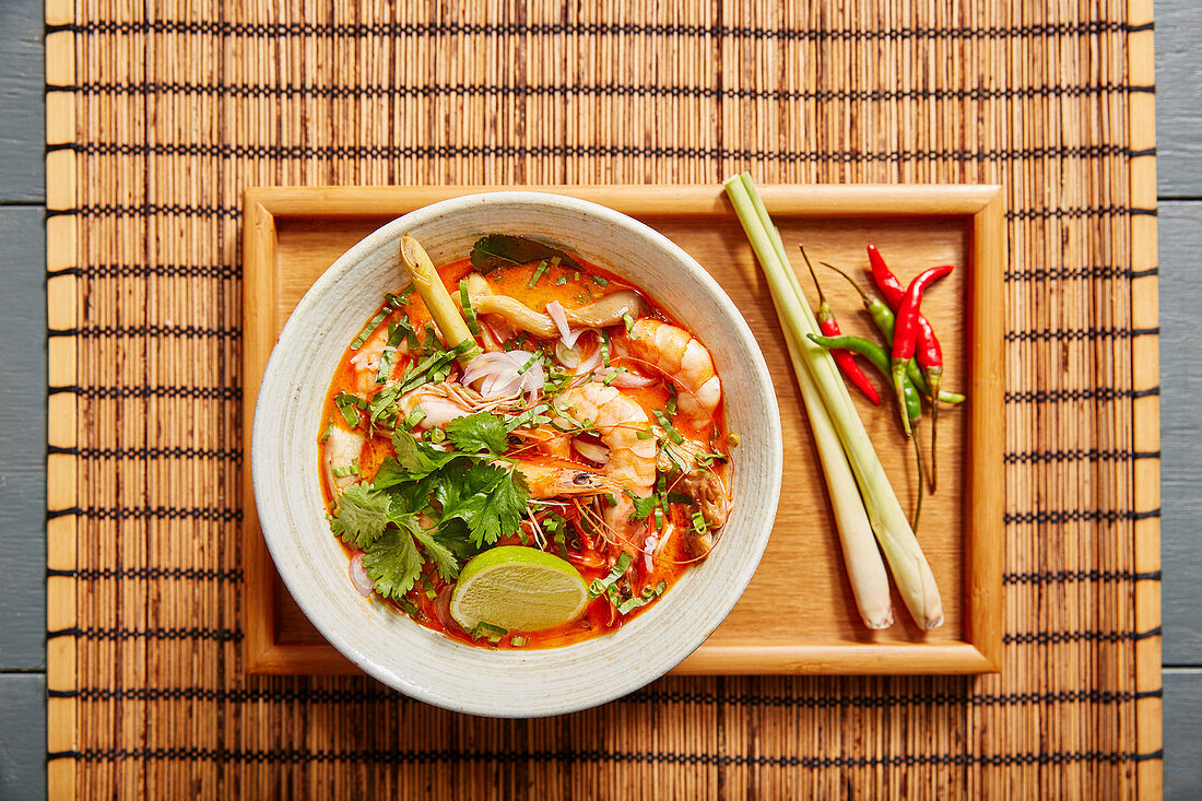 Tom Yum soup with prawns and lemongrass (Thailand)