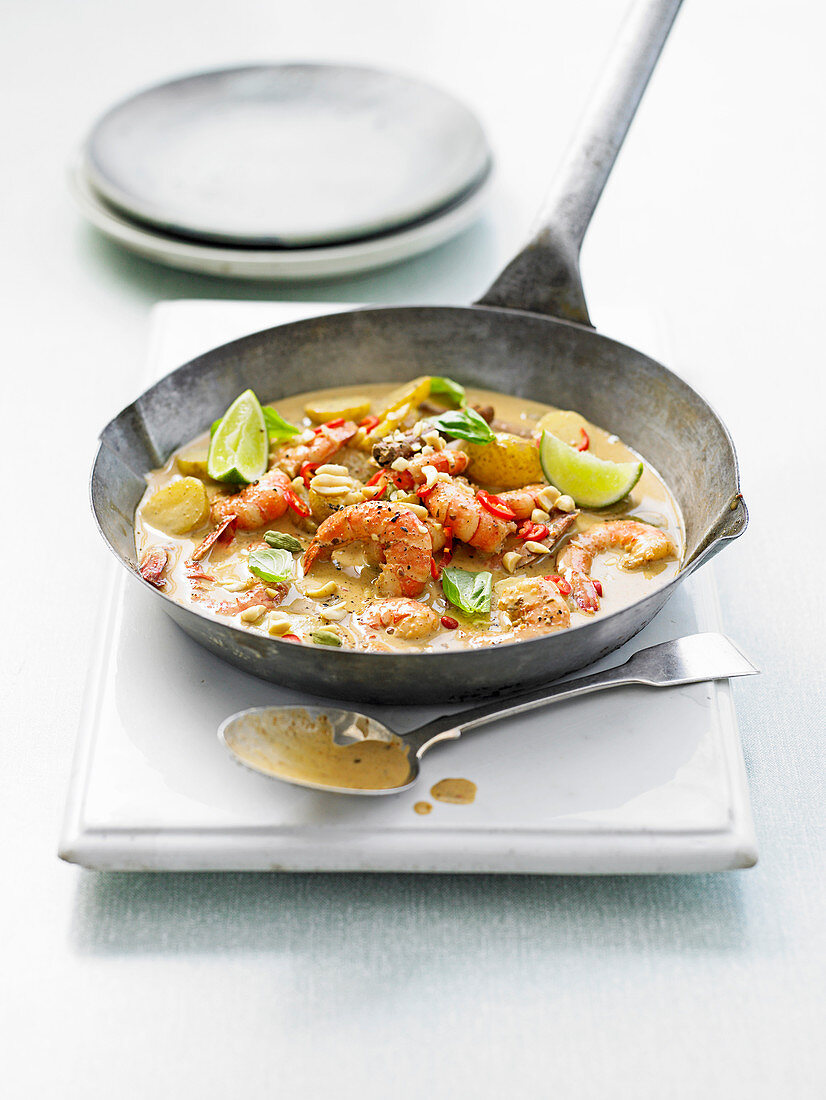 Thai prawn curry