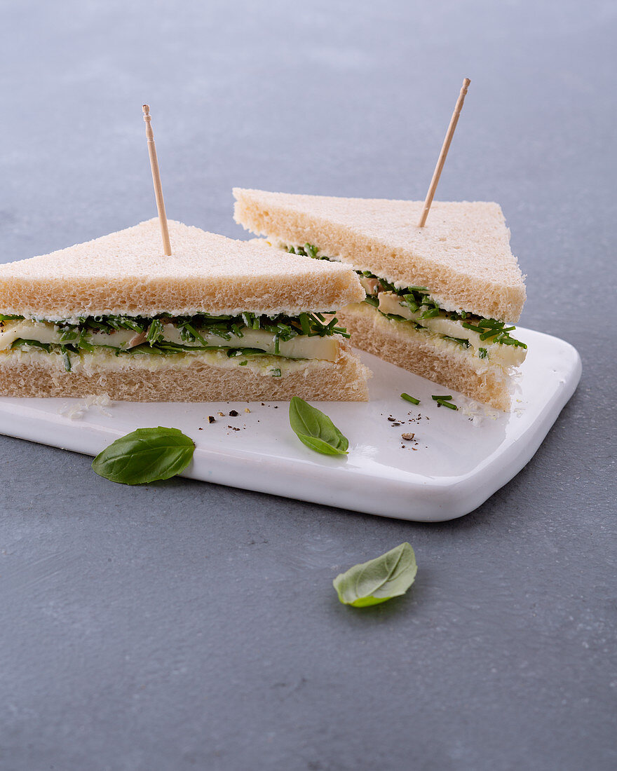 'Green Garden' cheese sandwich