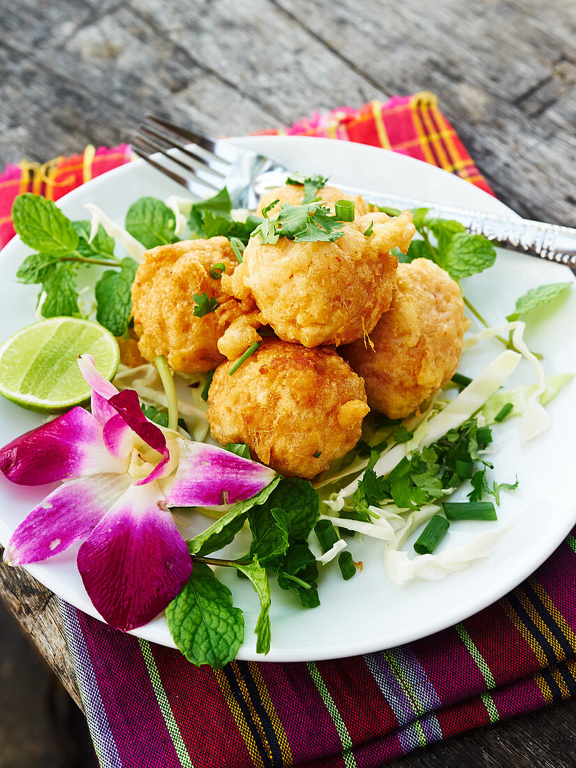 Thai Curry-Reisbällchen