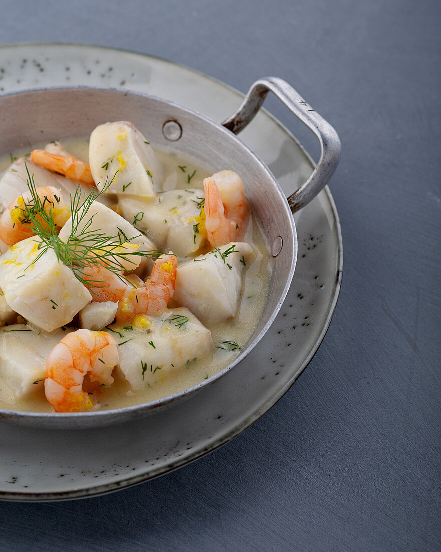 Fish ragout with prawns in a lemon and dill sauce