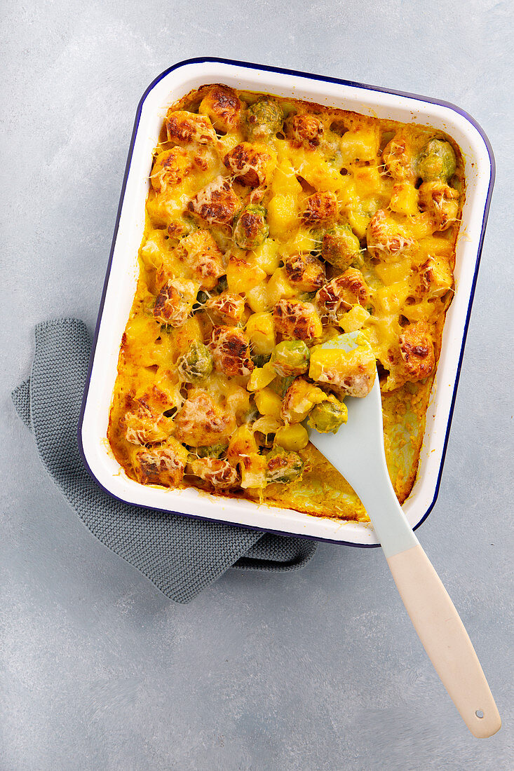 Potato and Brussels sprout bake with turmeric