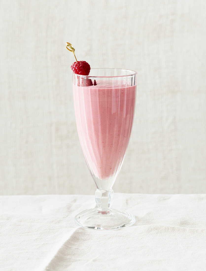 Raspberry and vanilla shake