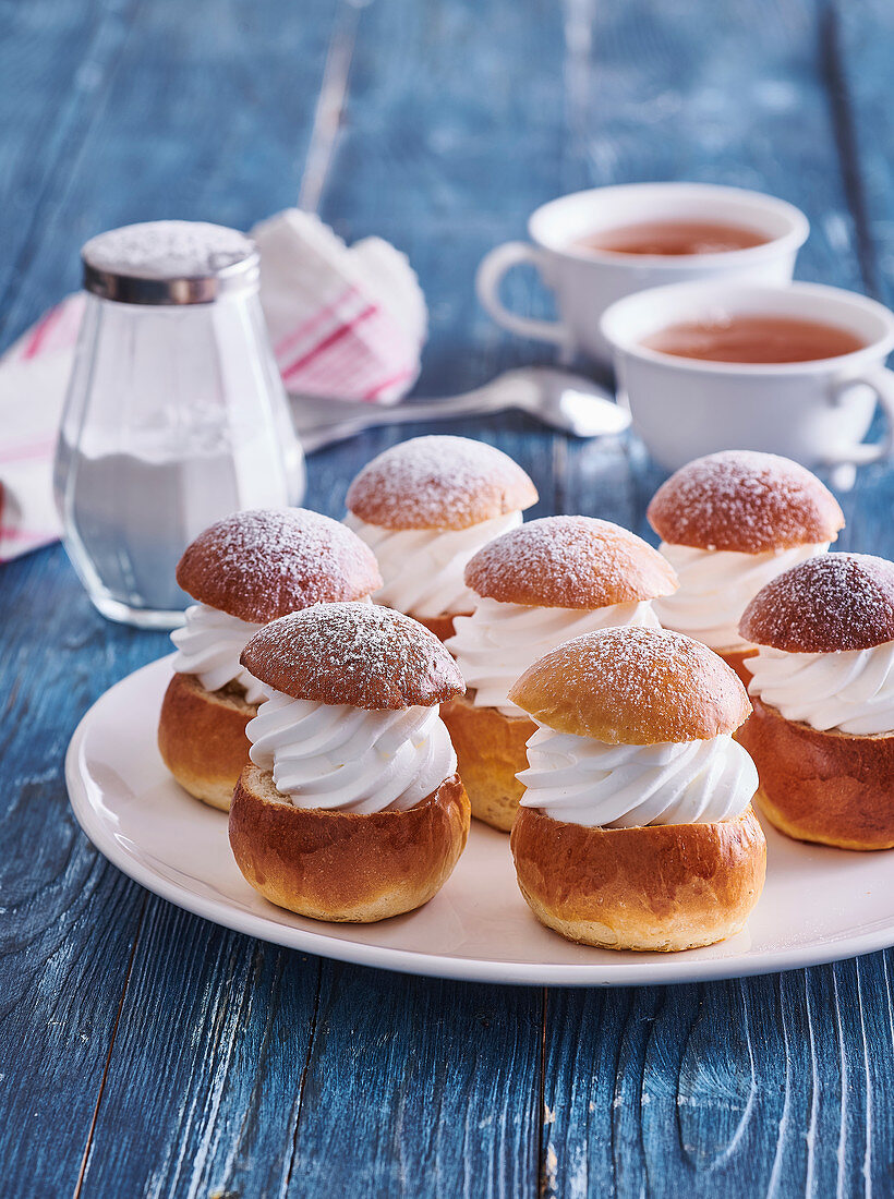 Semla (Schwedische Windbeutel)