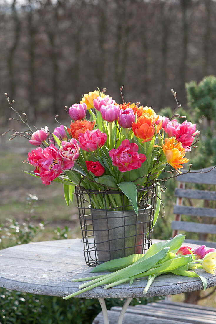 Bouquet of double-flowered tulips