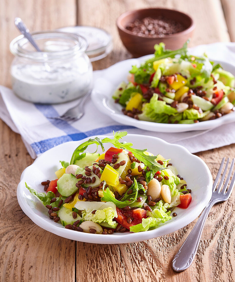 Vegetable salad with red wheat