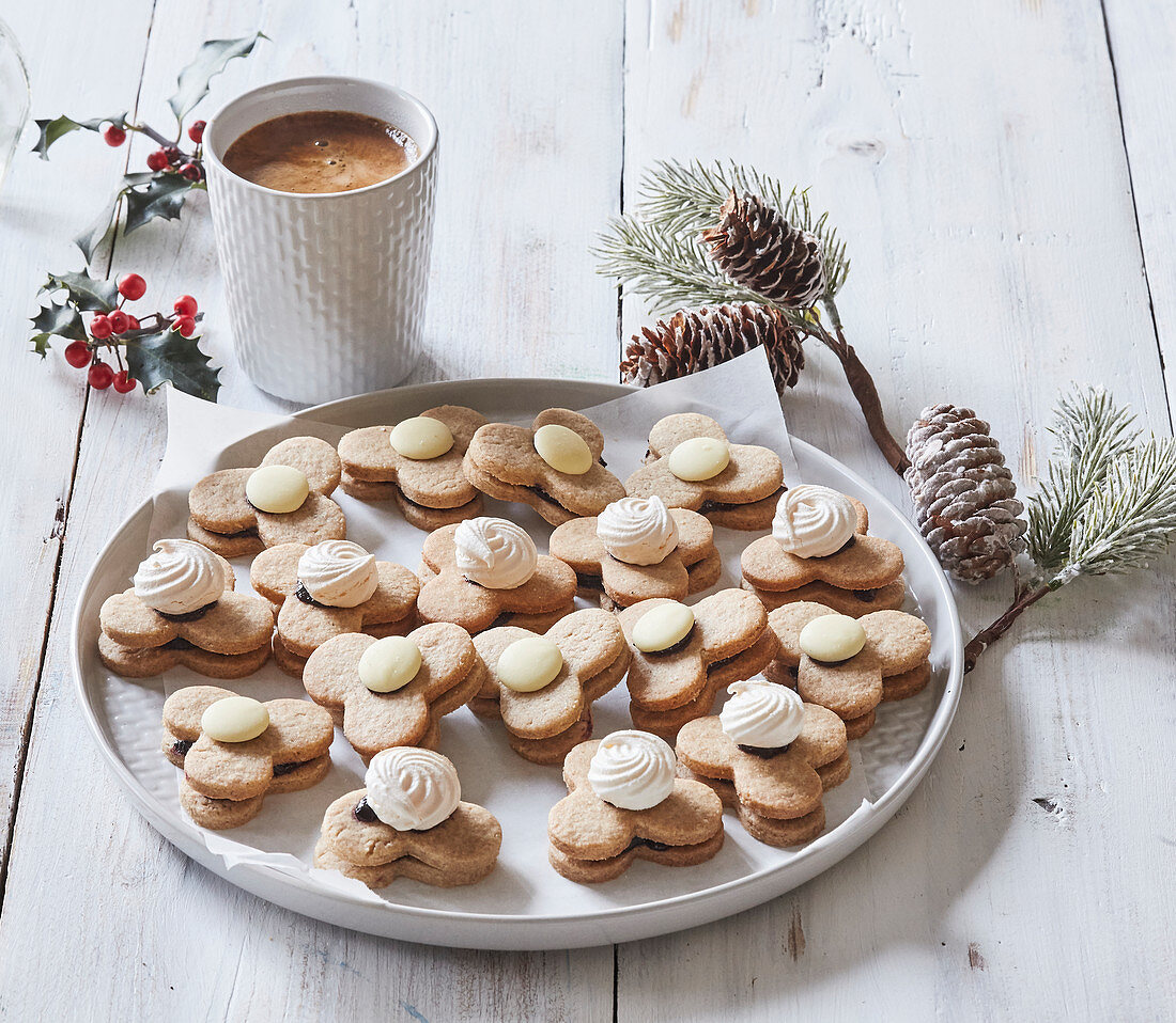 Dinkel-Weihnachtsplätzchen