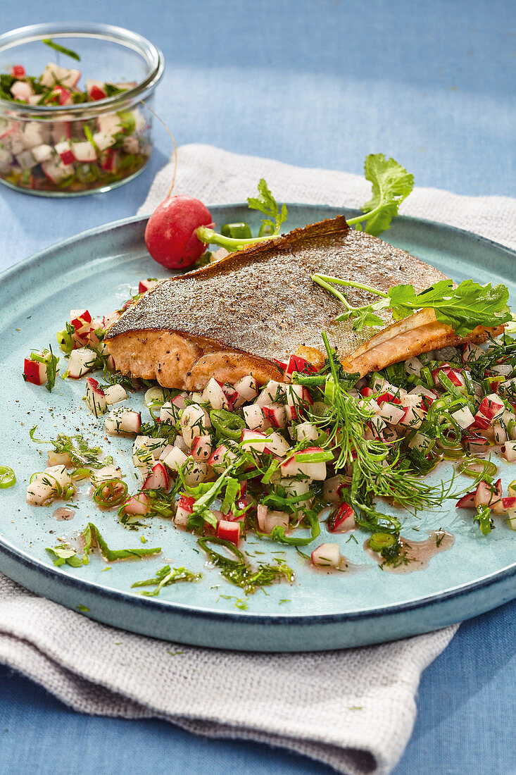 Radish and herb salsa with roasted salmon fillet