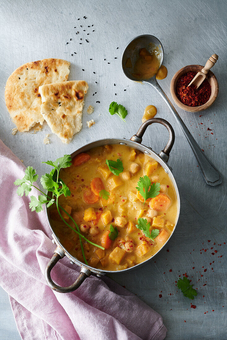 Curry-Eintopf mit Süßkartoffeln