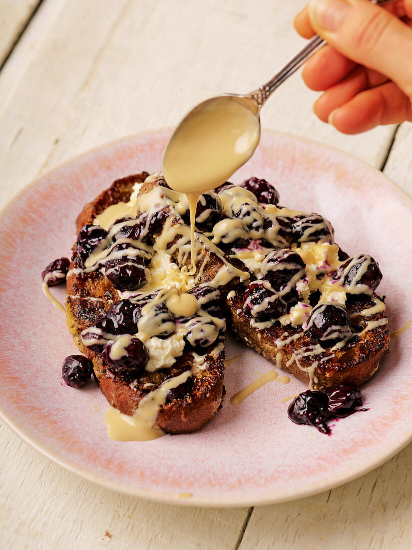 French toast with blueberries and cream cheese