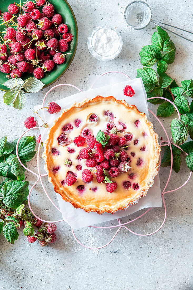 Weiße Schokoladen-Himbeer-Tarte