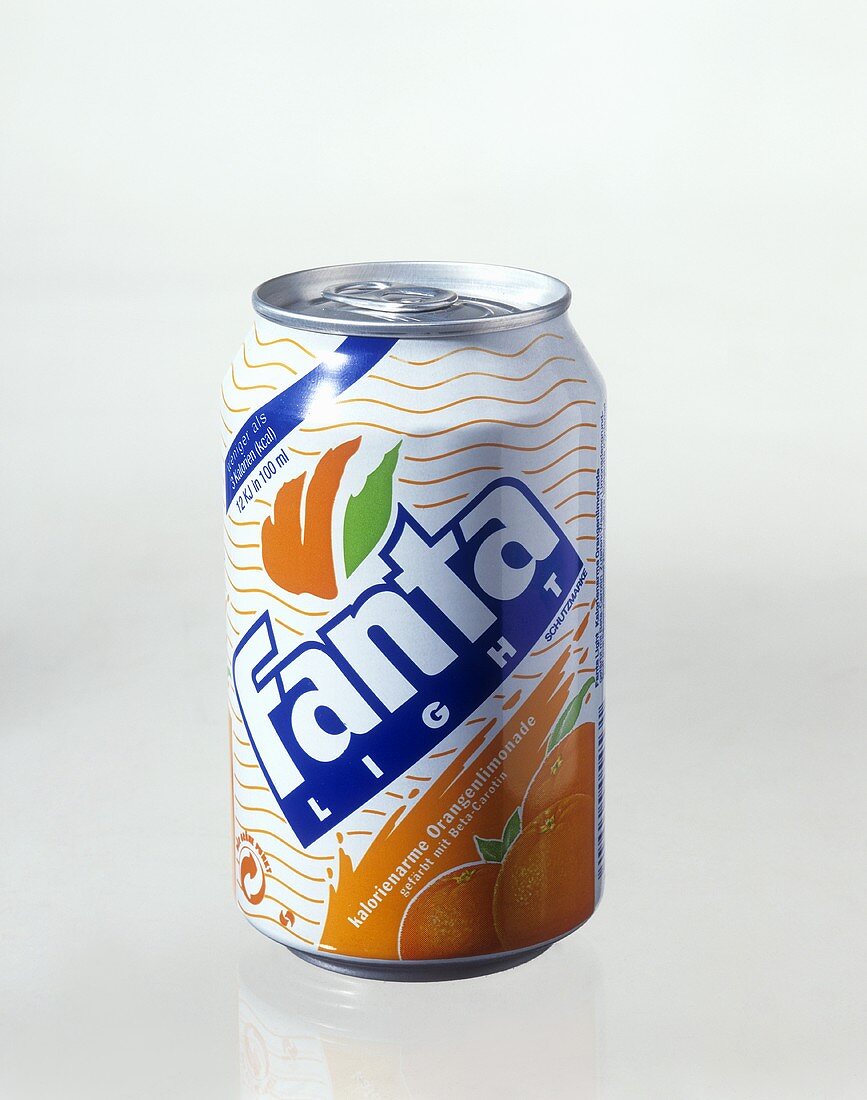 A can of Fanta light (orangeade)