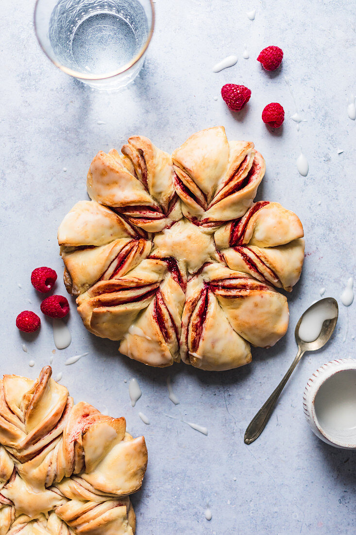 Yeast flowers with raspberry jam