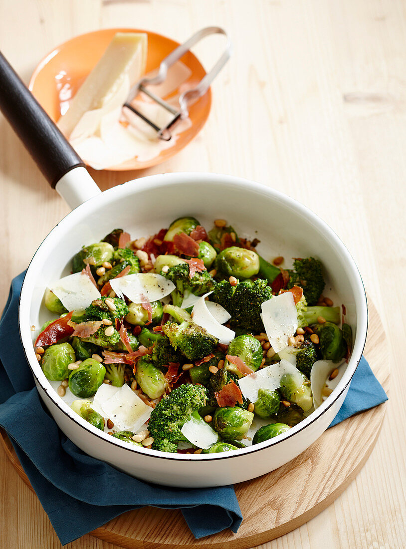 Broccoli and Brussels Sprouts with Prosciutto