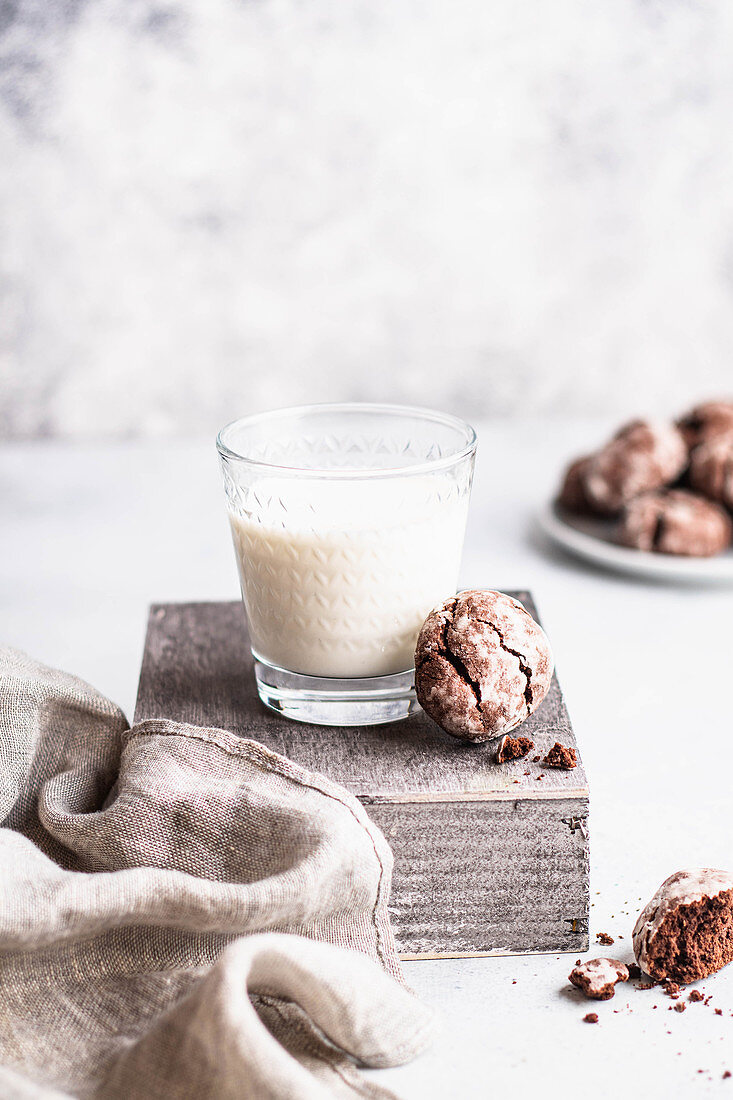 Glutenfreie Schokoladen-Crackle-Kekse