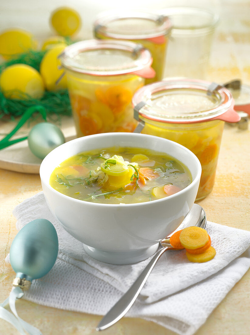 Österliche Möhren-Bärlauchsuppe