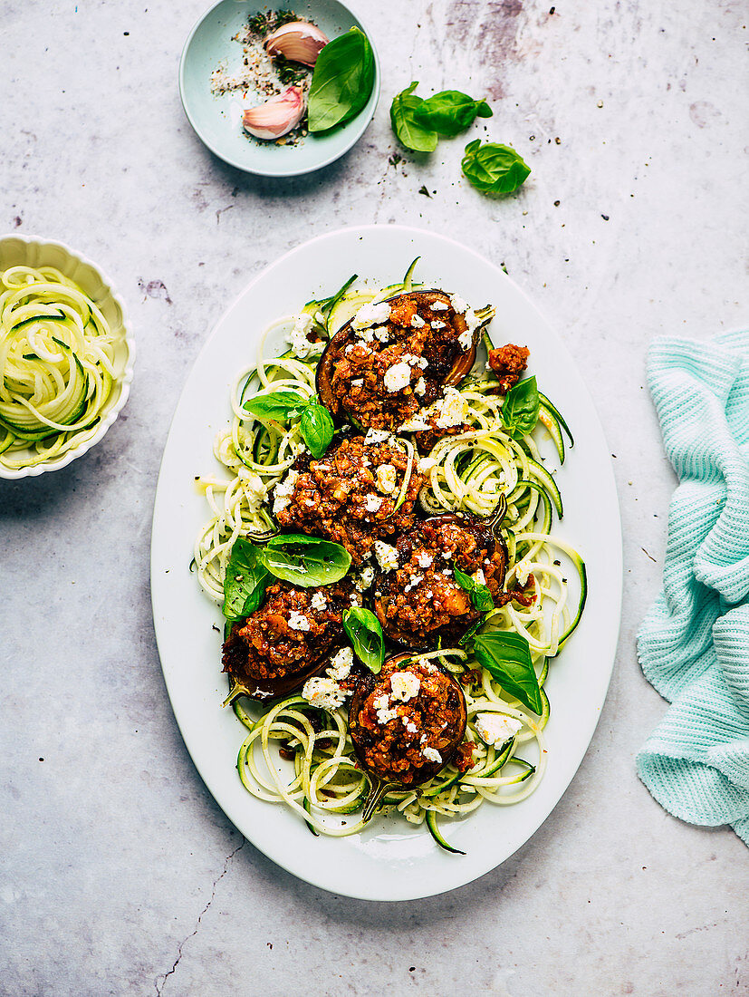 Gefüllte Auberginen mit Feta auf Zoodles