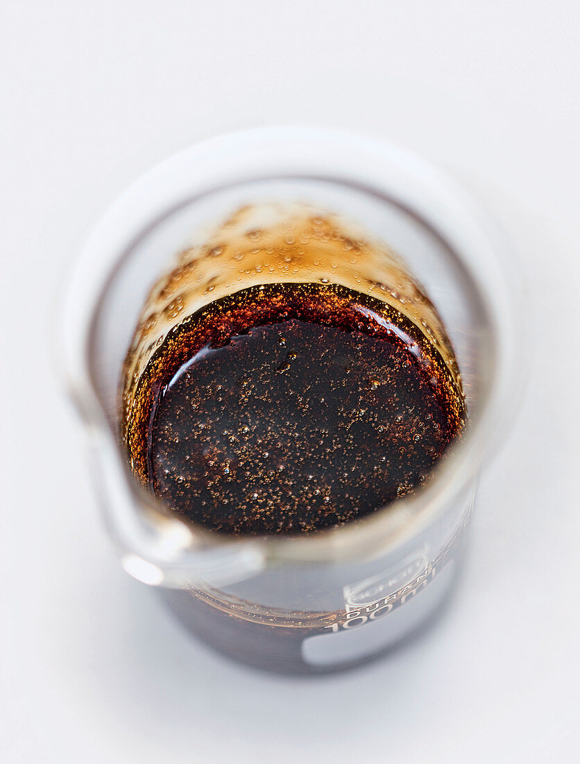 Crema di Balsamico (molecular cuisine)