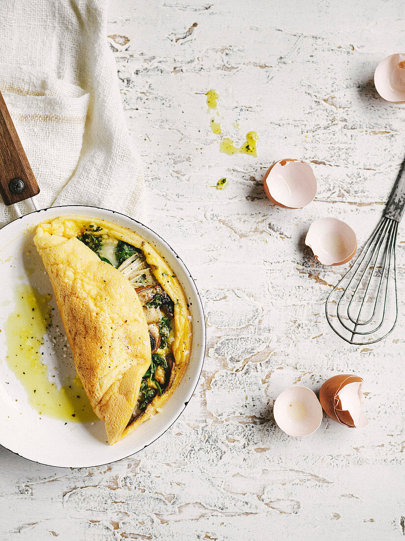 Blue cheese and mushroom soufflé omelettes