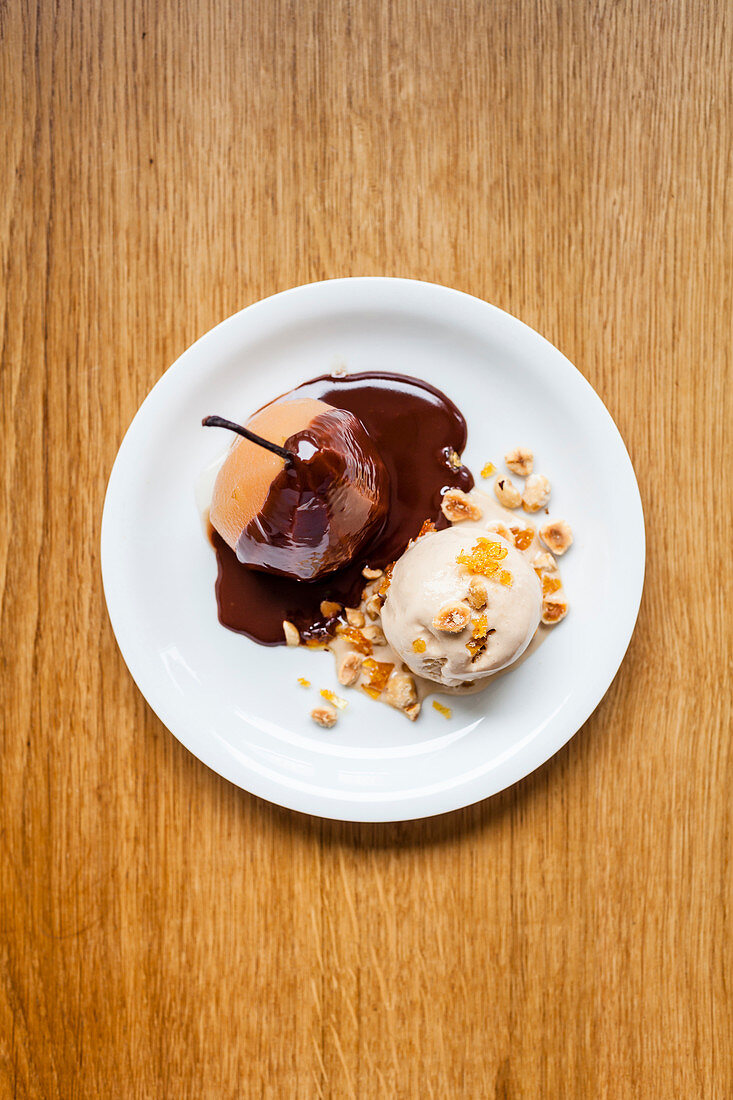 Crémant poached pear, hazelnut praline and hot chocolate sauce
