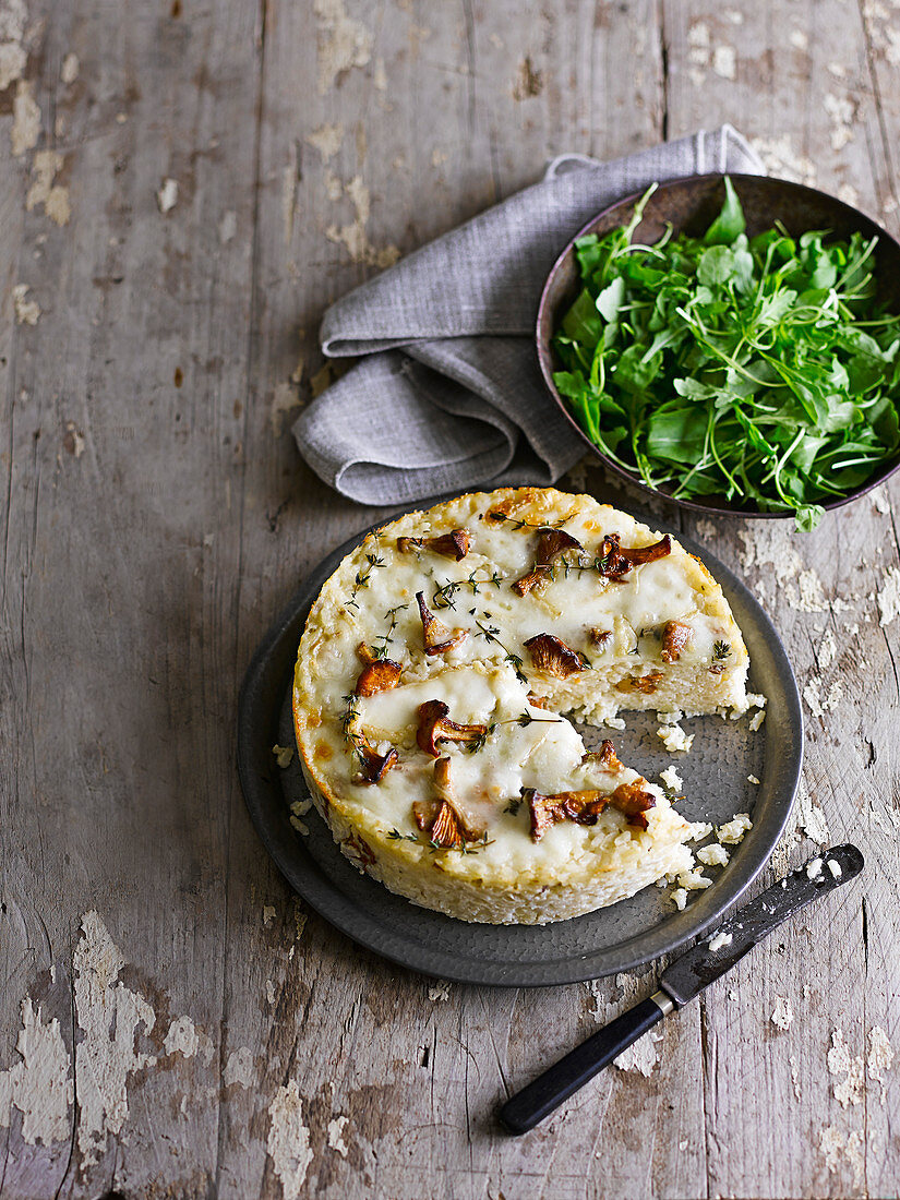 Wild mushroom and taleggio risotto cake