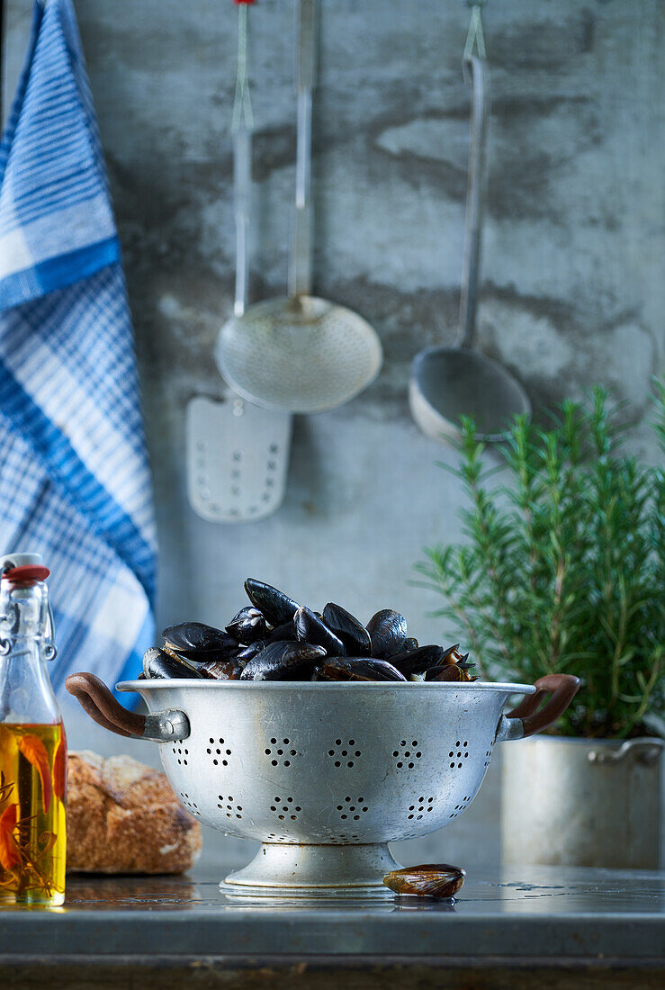 Mussels in a colander
