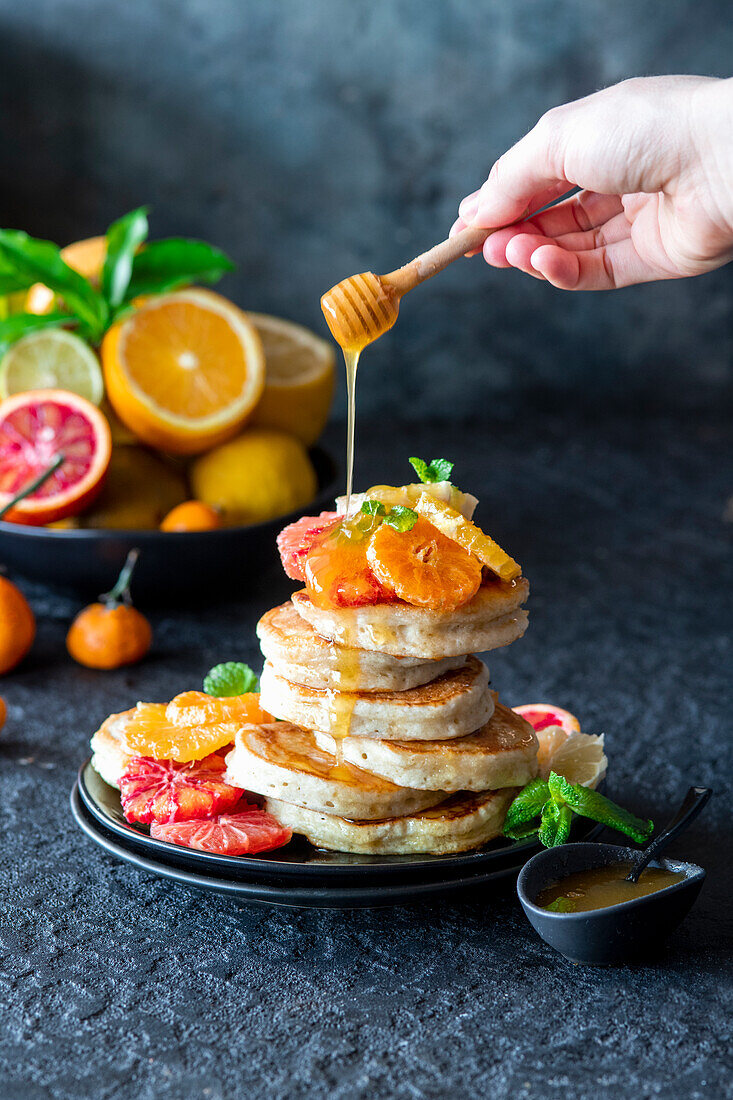 Citrus pancakes with honey