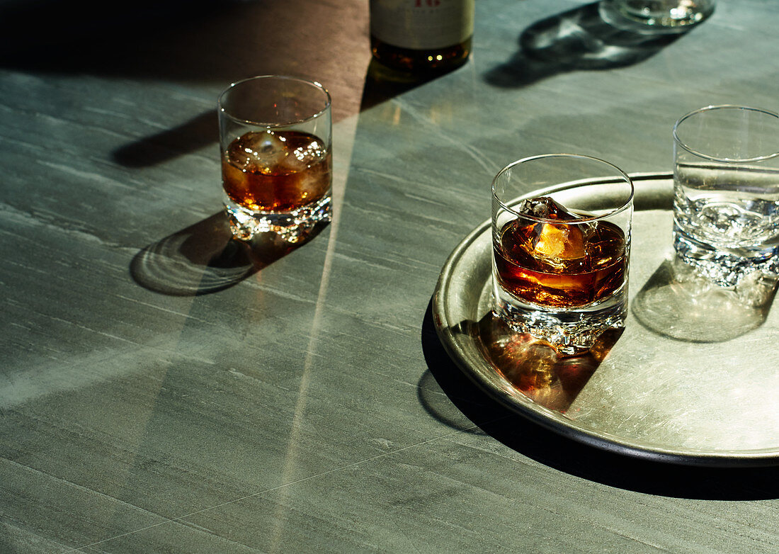 Bourbon in Gläsern
