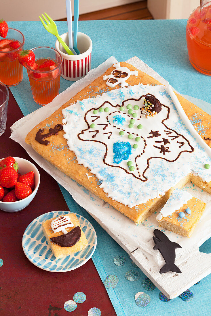 Treasure map cake for a pirate-themed party