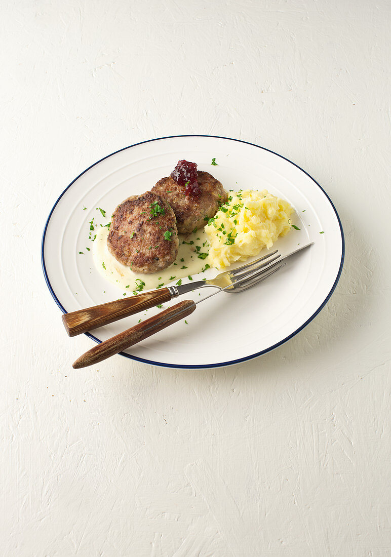 Swedish meatballs with cream sauce and mashed potatoes