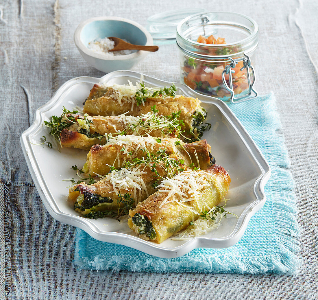 Cannelloni mit Spinat und Hühnchen