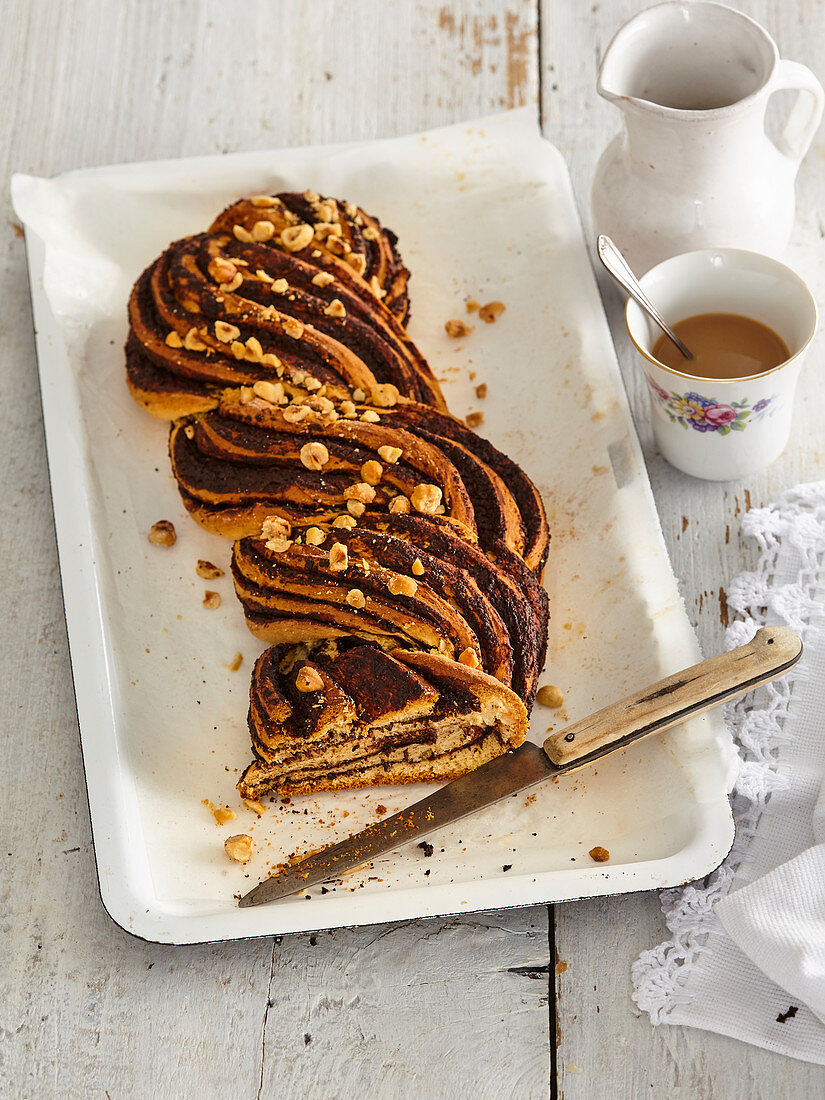 Cocoa plait with nuts