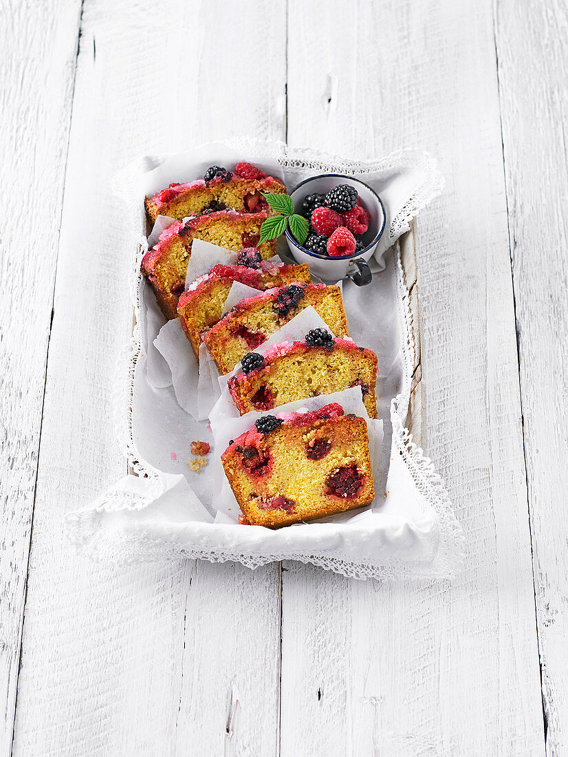 Berry cake loaf