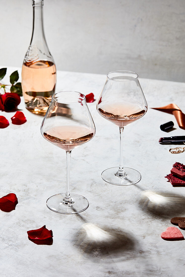 Rose wine in glasses