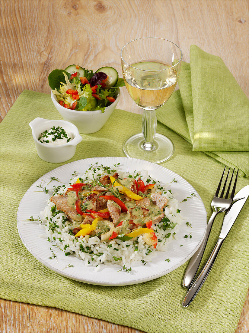 Herb rice with peppers