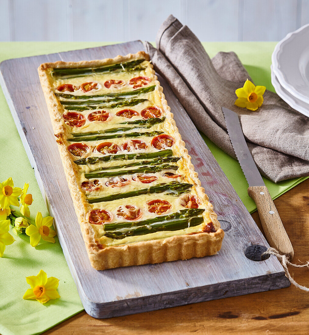 Quiche with asparagus and cherry tomatoes