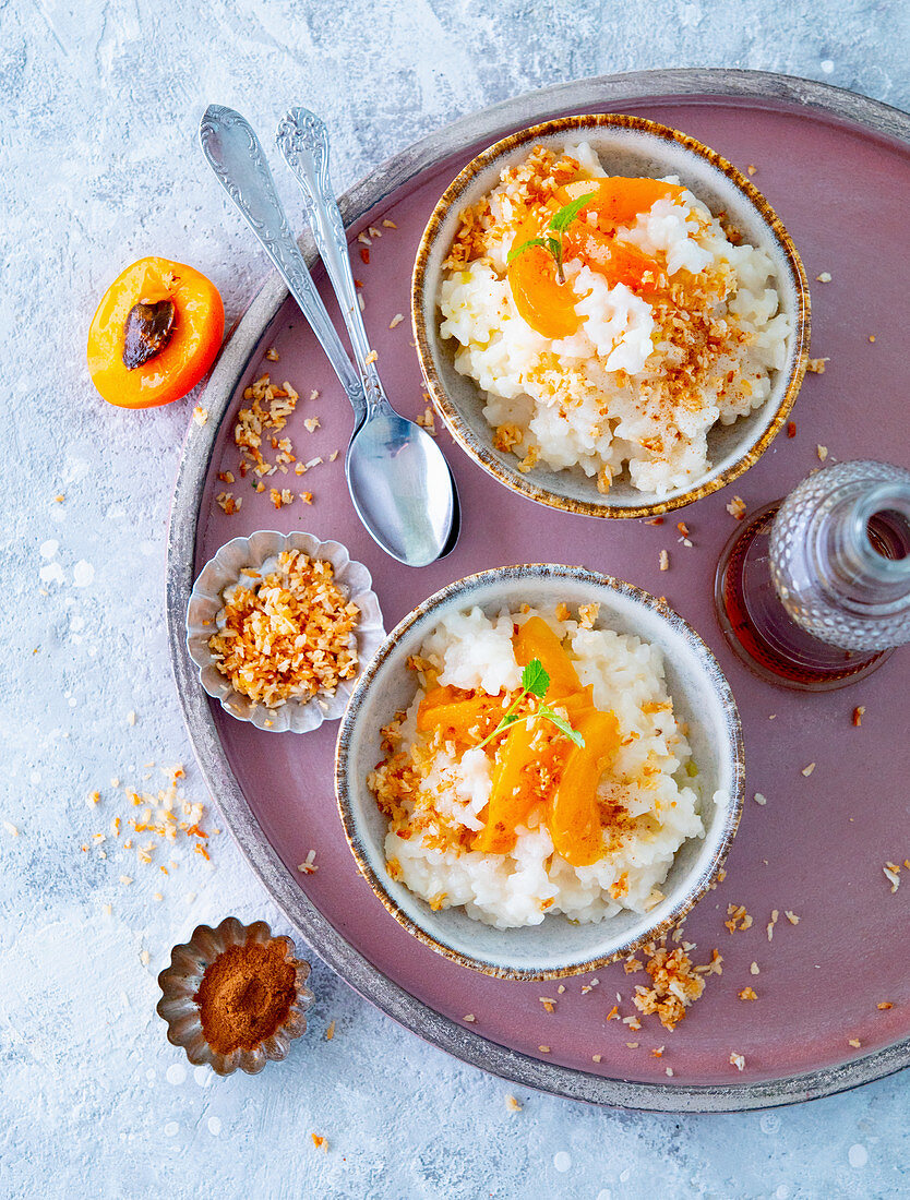 Coconut rice with apricots