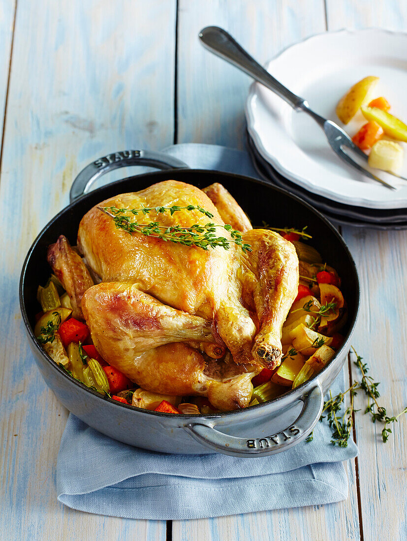 Gebackenes Hähnchen mit Gemüse