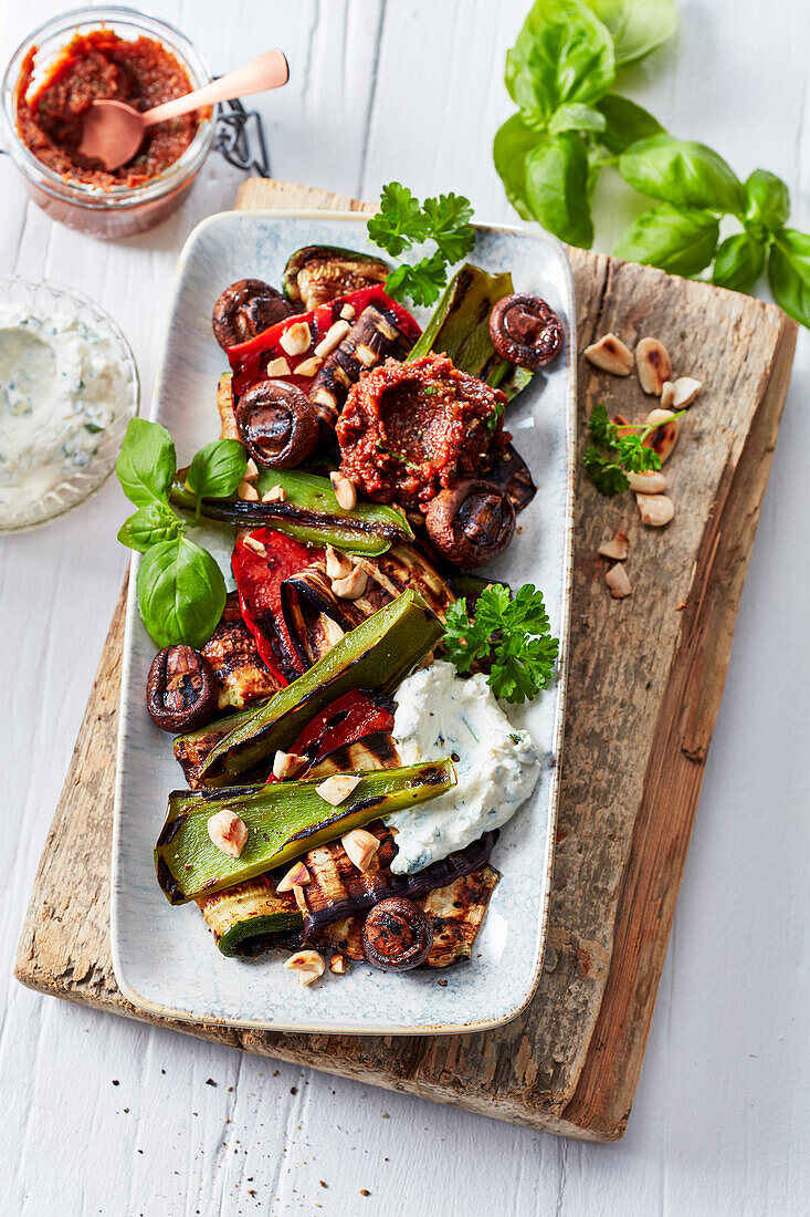 Grilled vegetables with red pesto and ricotta cream