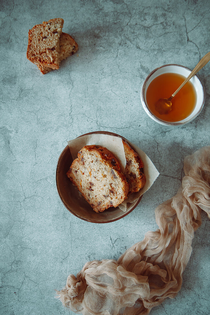 Banana-carrot bread with blueberries