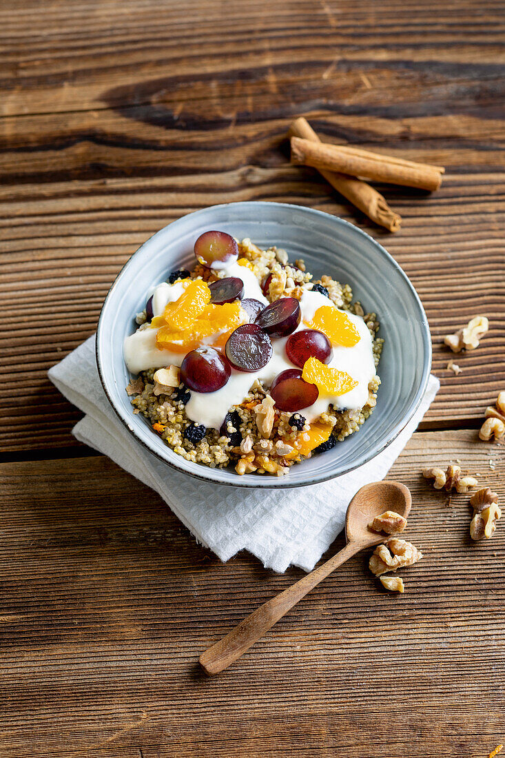 Autumnal quinoa porridge with vegan yogurt