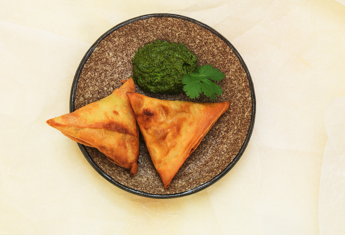 Punjabi Lamm Samosas